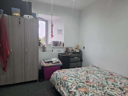 Hermit Road, London, E16, Image 11