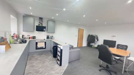 Hermit Road, London, E16, Image 3