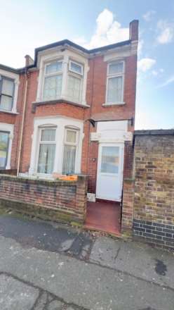 St'Mary Street, Plaistow, Image 9