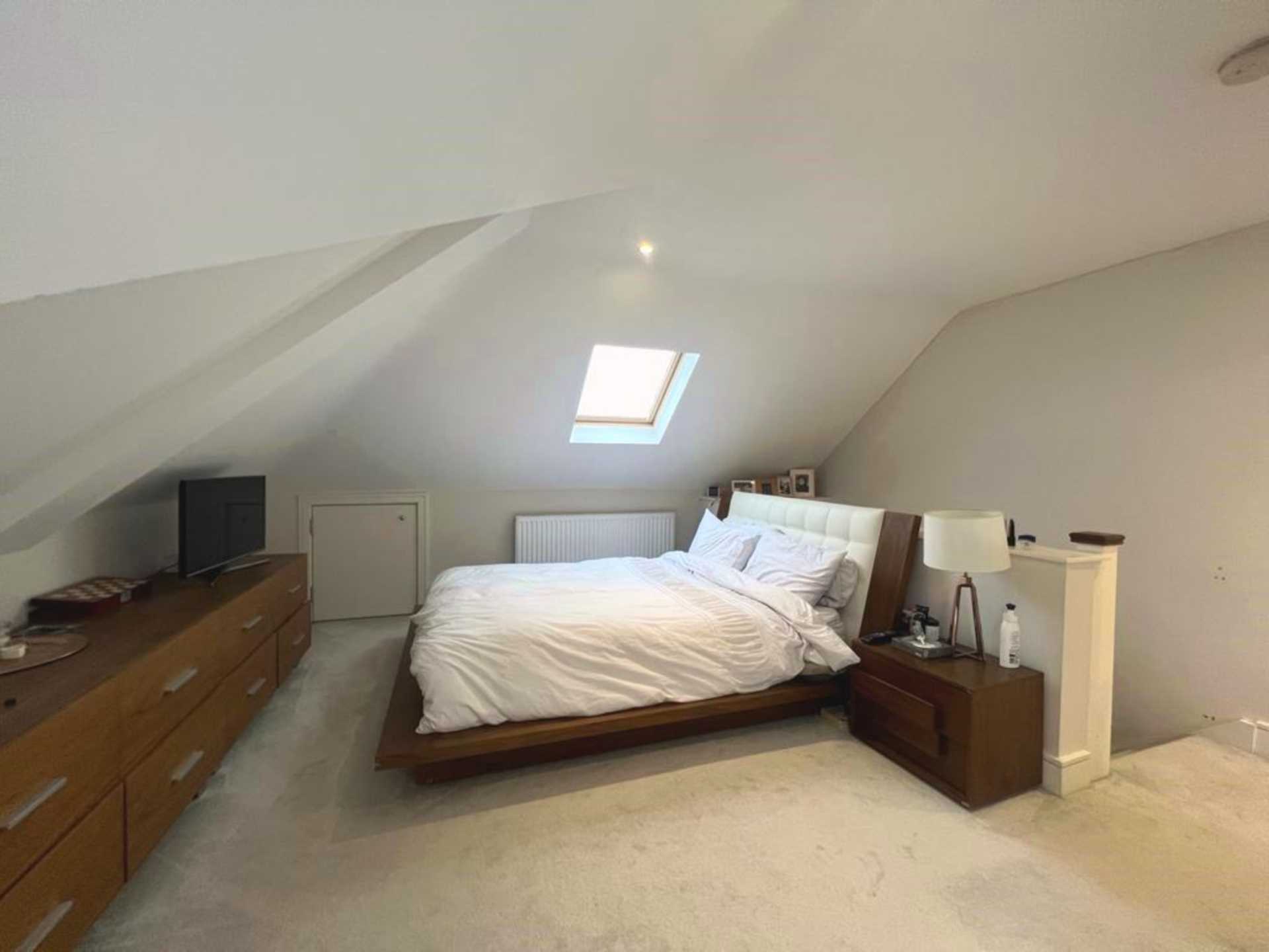 Willow Close, Buckhurst Hill, Essex, Image 6