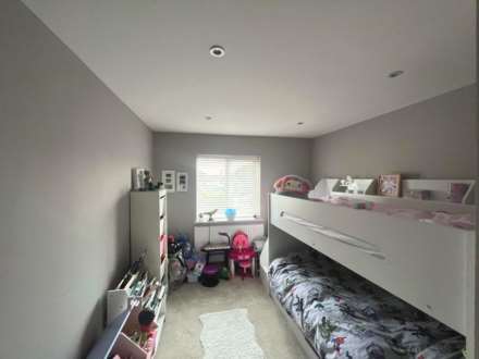 Willow Close, Buckhurst Hill, Essex, Image 9
