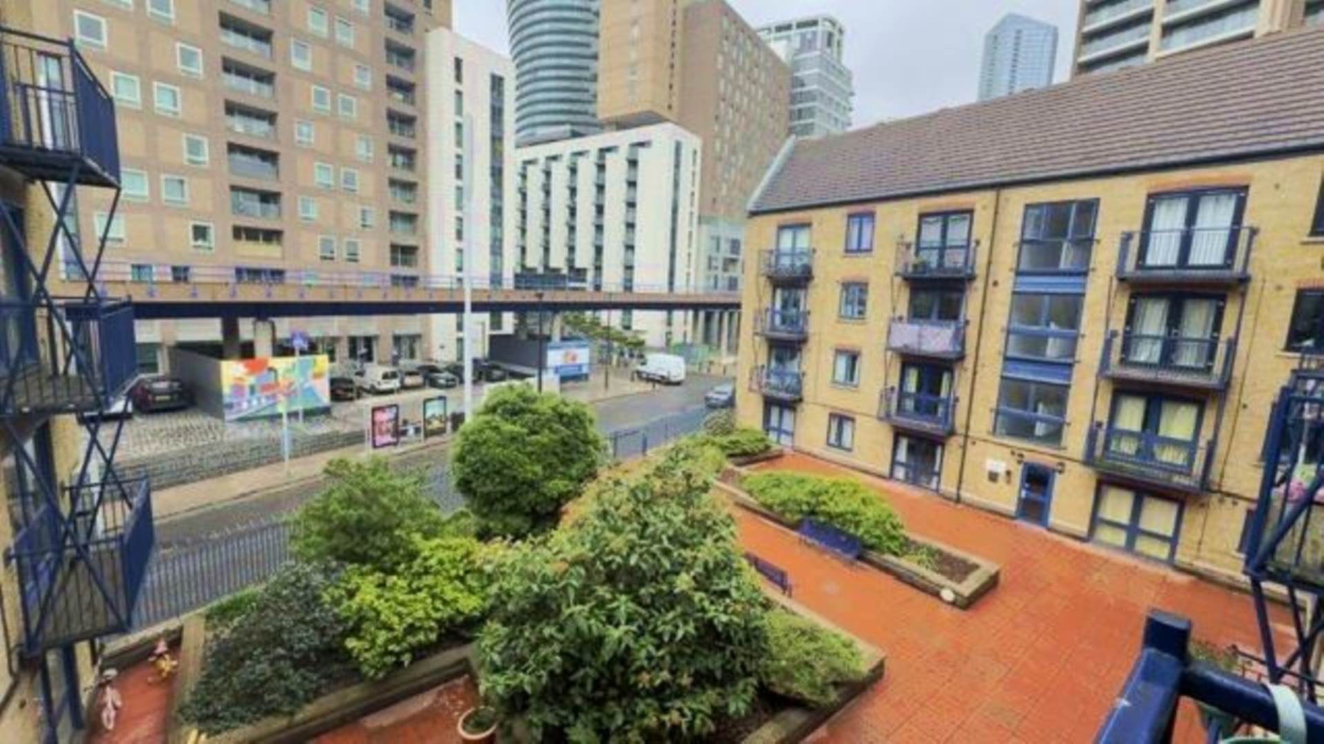 East Ferry Road, Canary Wharf, Image 16
