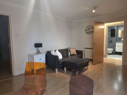 East Ferry Road, Canary Wharf, Image 12