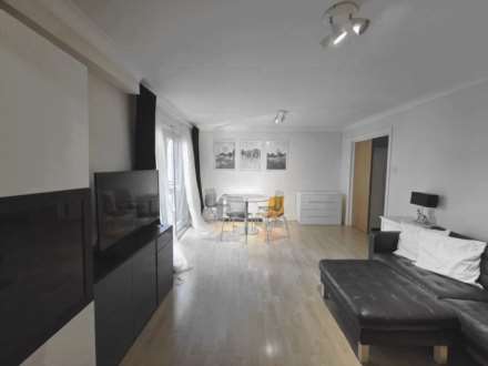East Ferry Road, Canary Wharf, Image 2