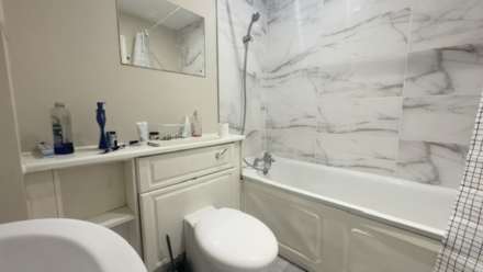 Angelica Drive, Beckton, Image 2