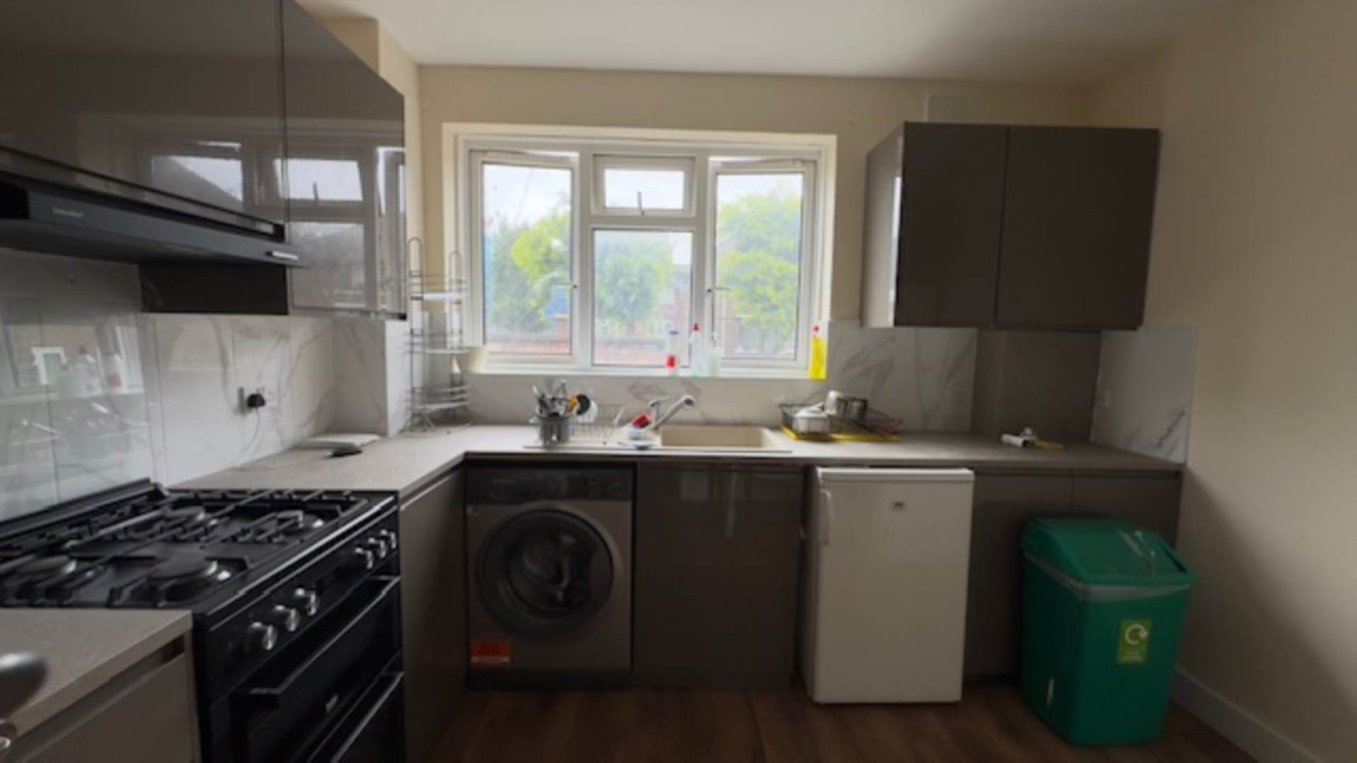 Wren Close, Canning Town, Image 1