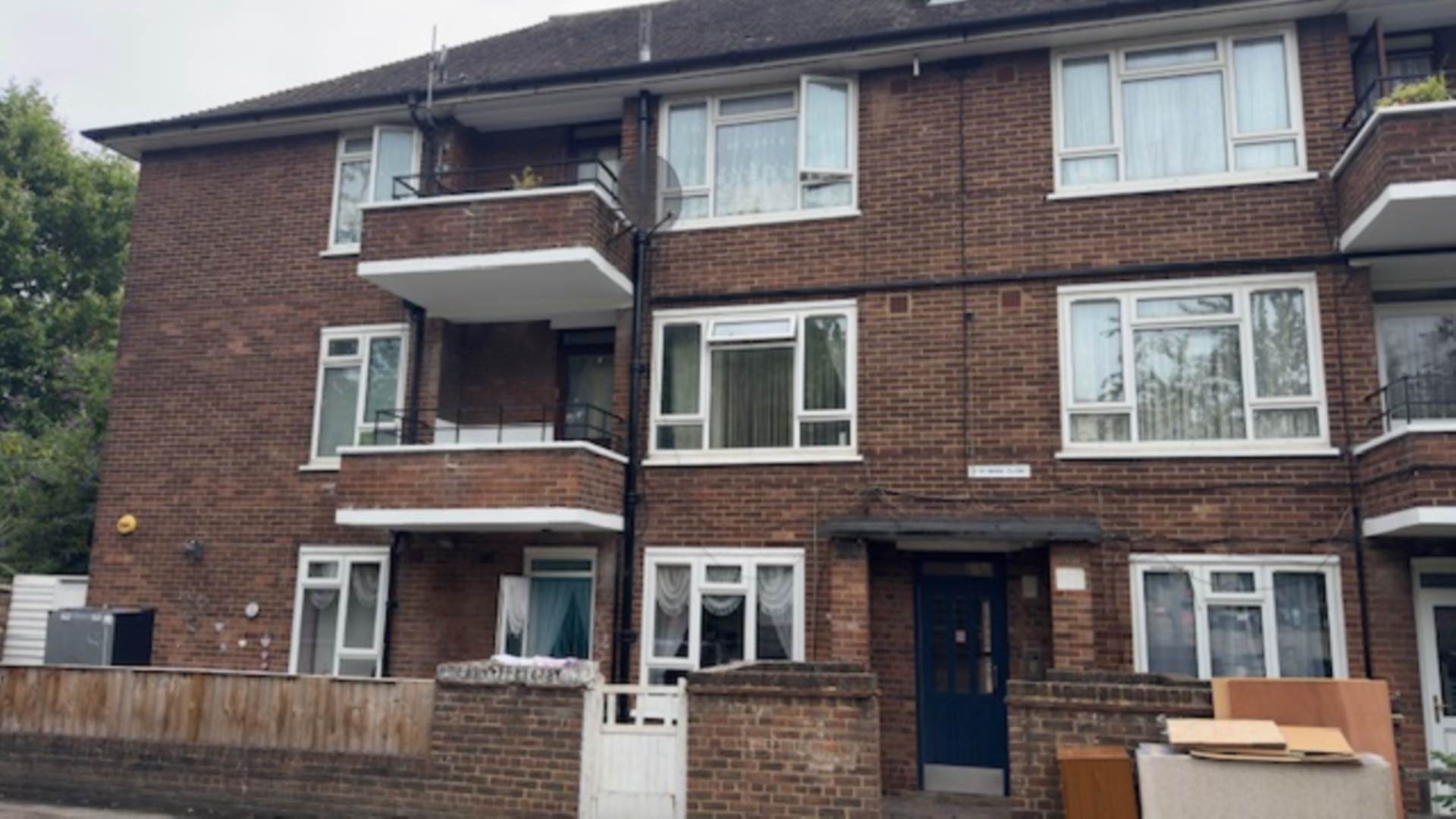 Wren Close, Canning Town, Image 4