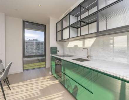 Wards Plce, South Quay, Image 2