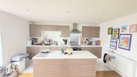 Crane Heights, Tottenham Hale, Image 2