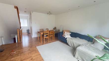 Hardy Avenue, Custom House, Image 8