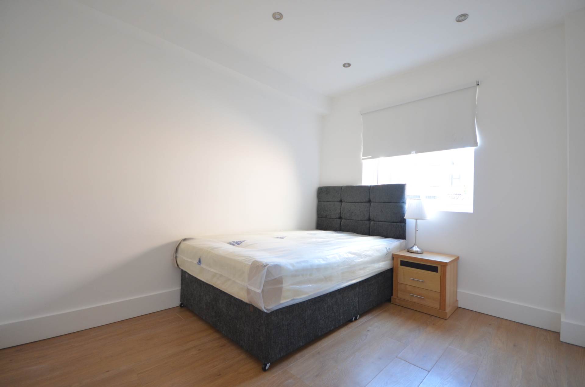 Barnfield Place, Mudchute, Image 4