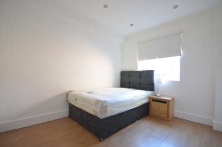 Barnfield Place, Mudchute, Image 4