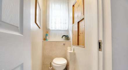Hampton Road, Ilford, Image 11