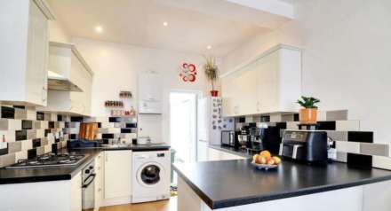Hampton Road, Ilford, Image 8