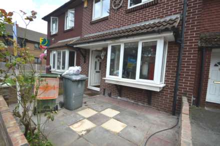 Chichester Close, London, Image 1