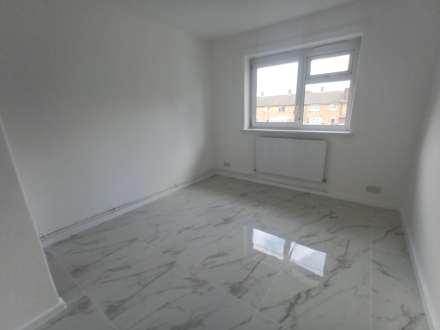 Felixstowe Road, Abbey Wood, Image 6