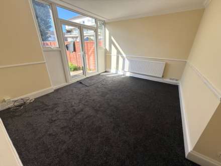 Bracondale Road, Abbey Wood, Image 6