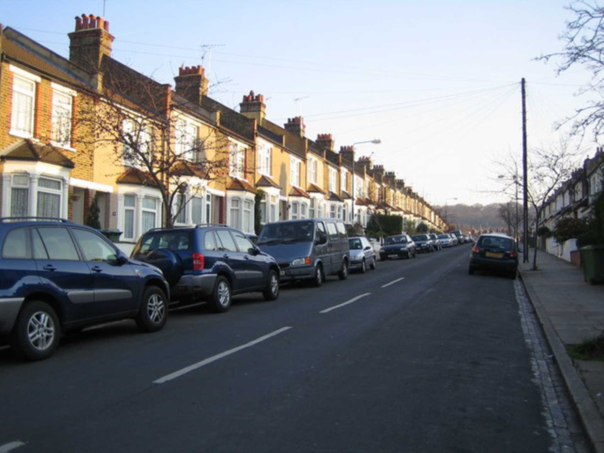 URBAN HOUSE BUYERS RETURN TO CITIES AFTER FLEEING FOR THE COUNTRYSIDE DURING COVID PANDEMIC.