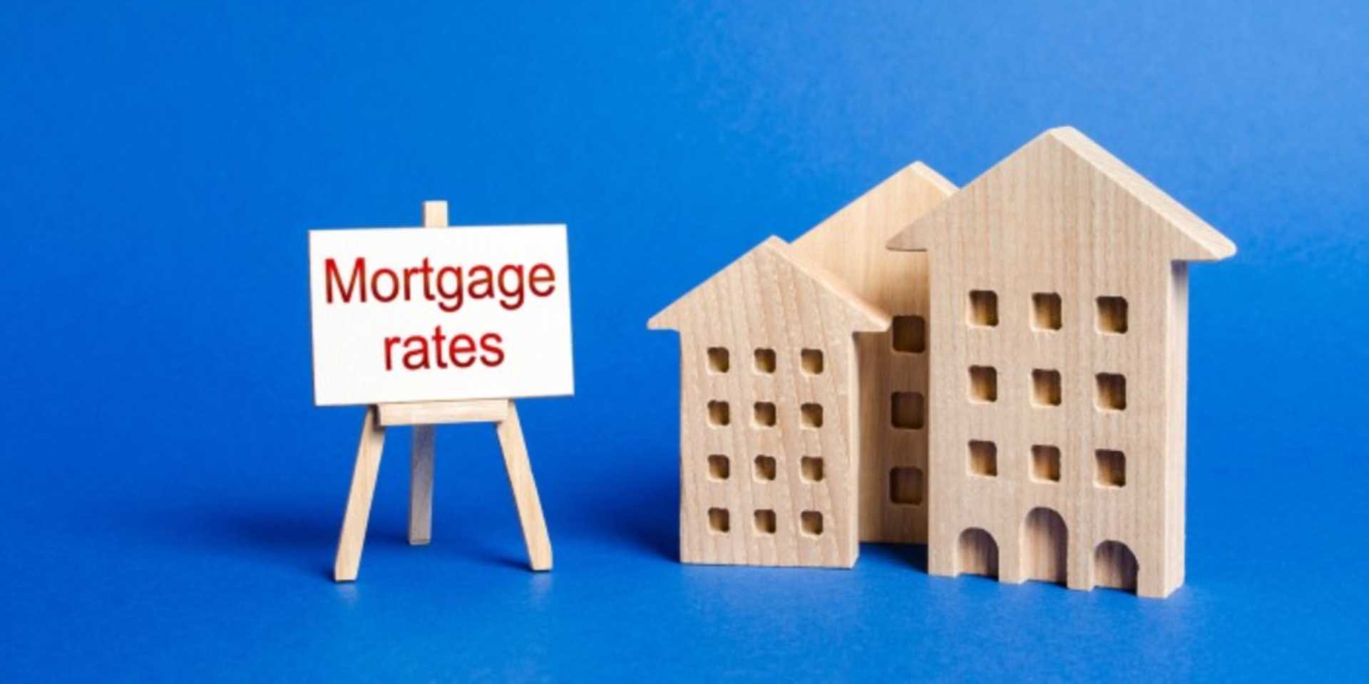 Interest on fixed rate mortgage deals falls.
