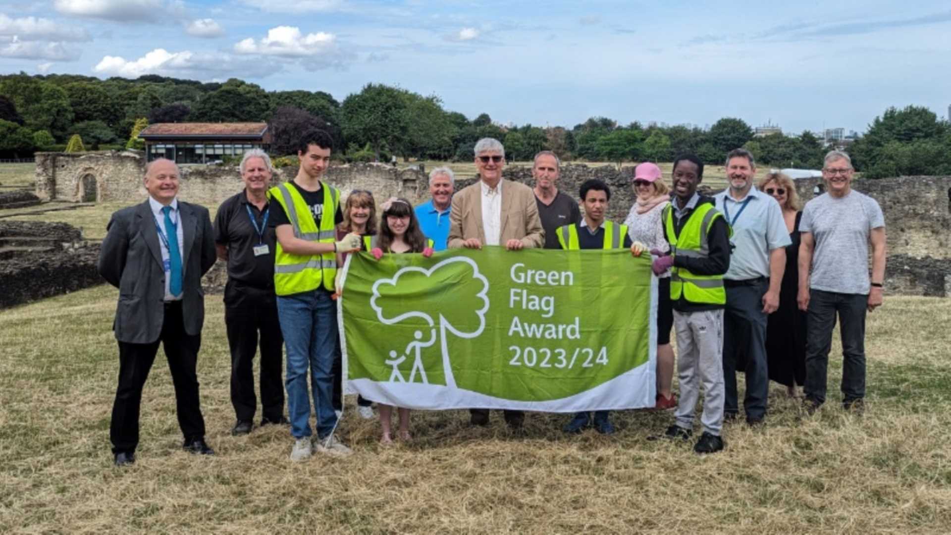Green Flag Award flies high at Lesnes Abbey Woods.