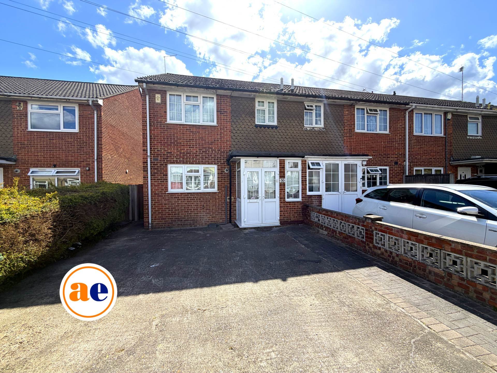 Rushdene, London  ** 3D FLOORPLAN AVAILABLE **, Image 1