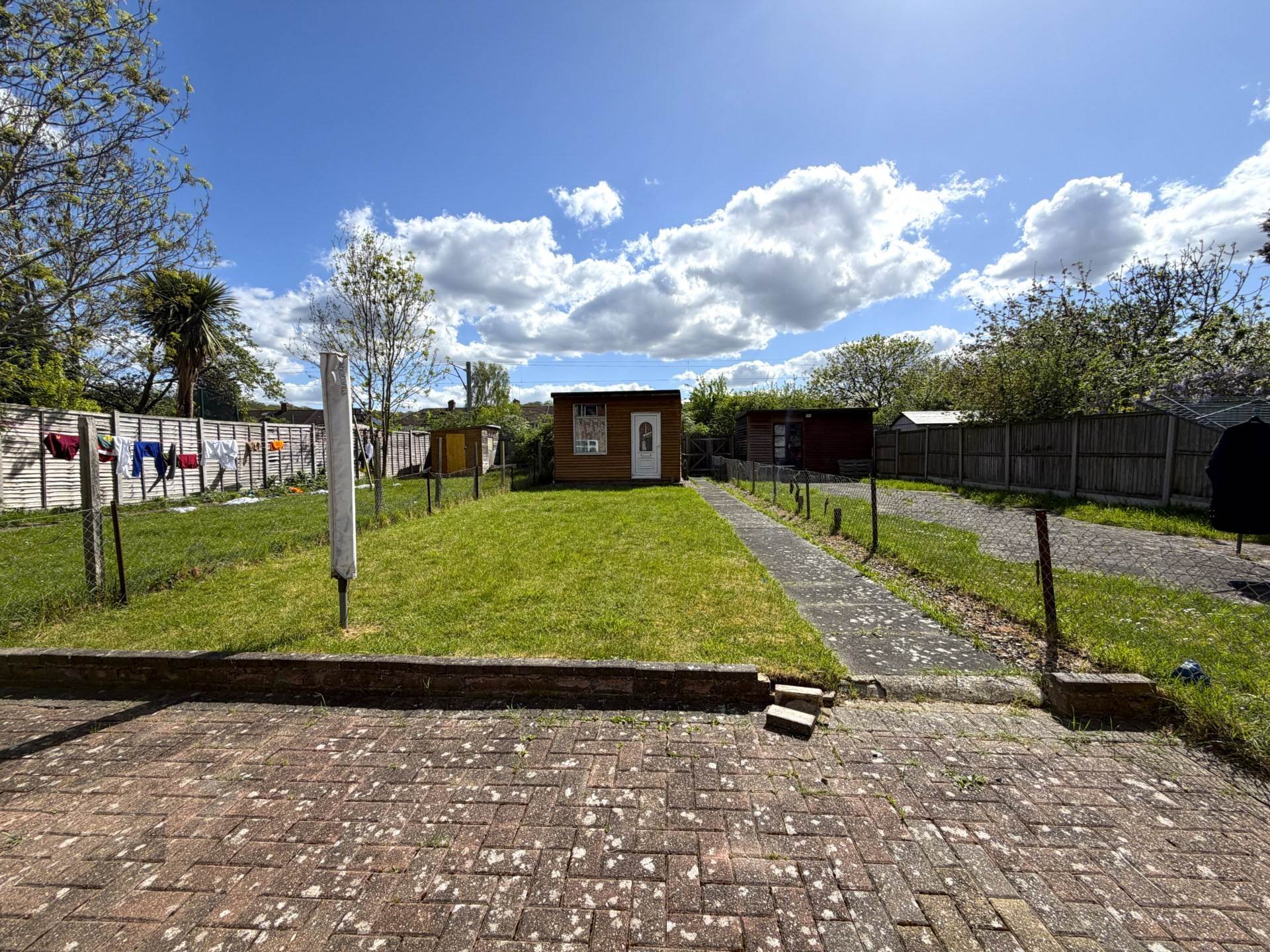 Rushdene, London  ** 3D FLOORPLAN AVAILABLE **, Image 10