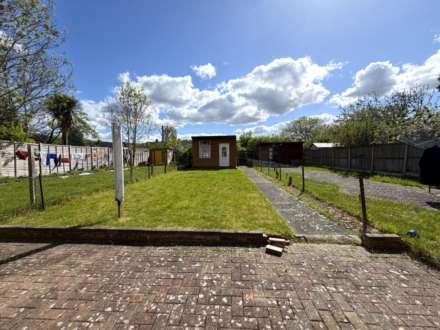 Rushdene, London  ** 3D FLOORPLAN AVAILABLE **, Image 10