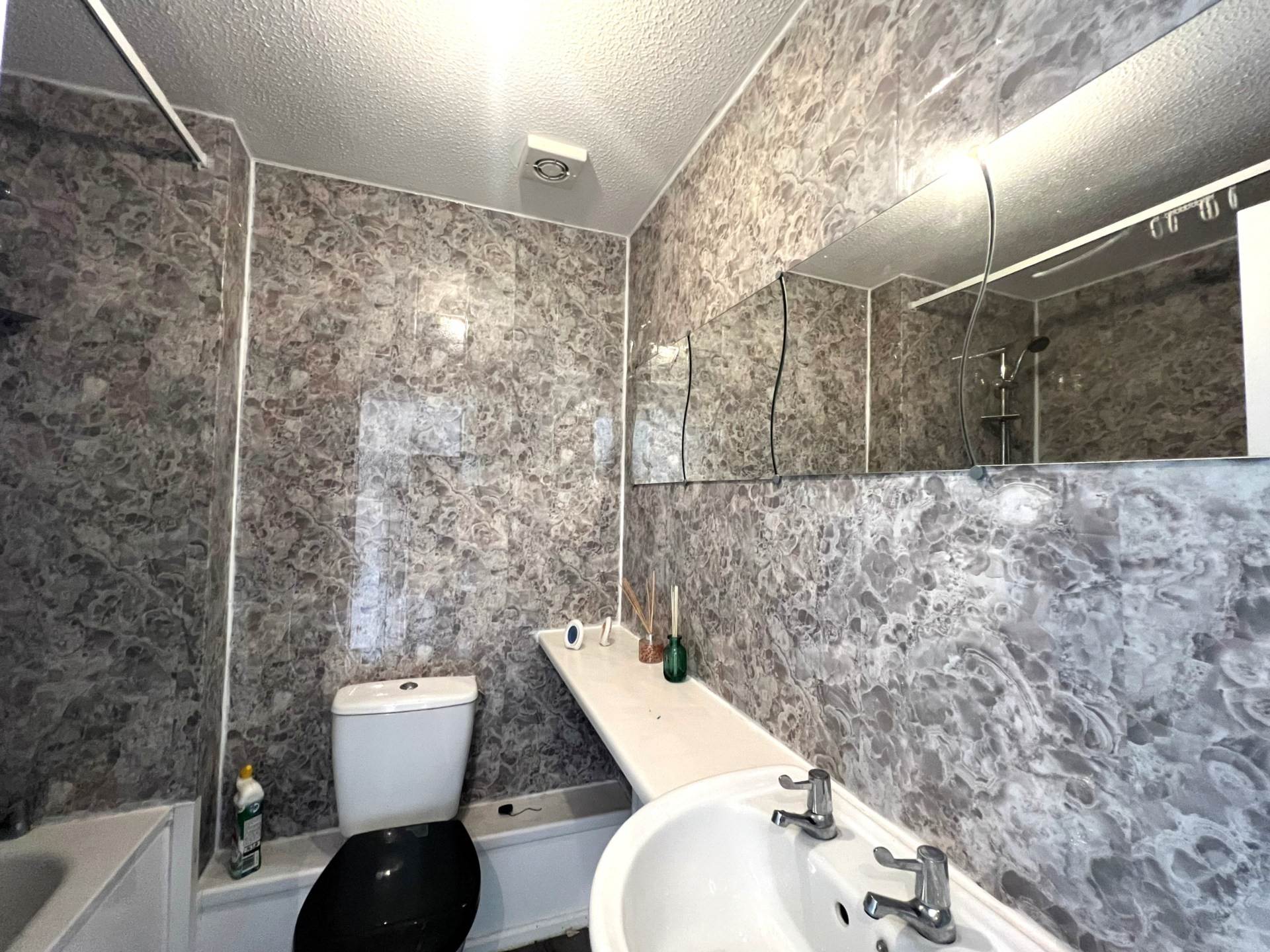 Waldstock Road, Thamesmead ** VIDEO & 3D FLOORPLAN AVAILABLE **, Image 8