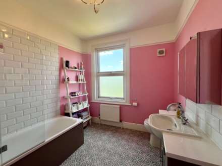 Federation Road, Abbey Wood ** 3D FLOORPLAN & VIDEO AVAILABLE **, Image 6