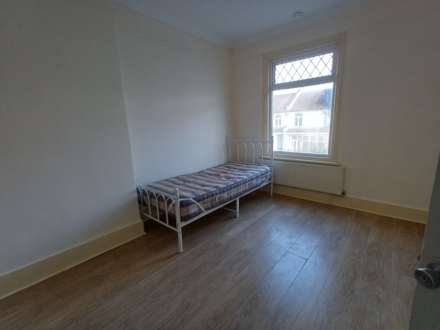 Howarth Road, Abbey Wood, Image 8