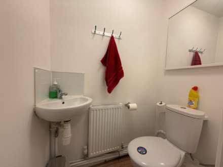 Glendale Way, Thamesmead   ** VIDEO & 3D FLOORPLAN AVAILABLE **, Image 6