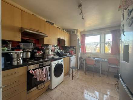 Eynsham Drive, Abbey Wood  ** 3D FLOORPLAN AVAILABLE **, Image 4