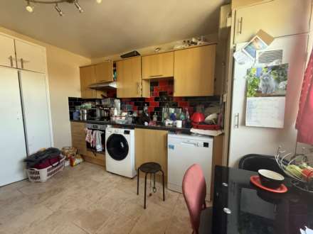Eynsham Drive, Abbey Wood  ** 3D FLOORPLAN AVAILABLE **, Image 5