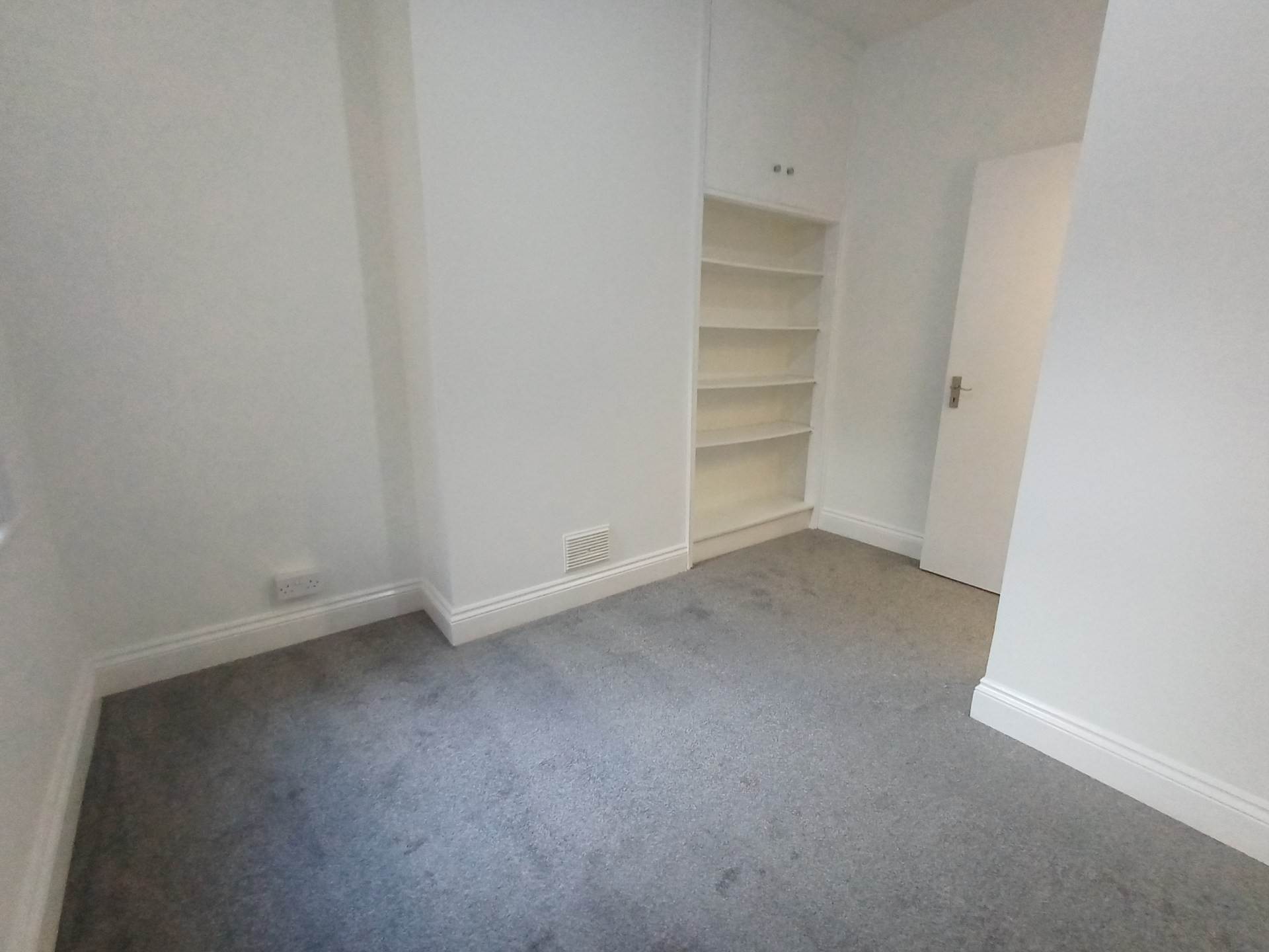 Wickham Lane, SE2 0XS, Image 5