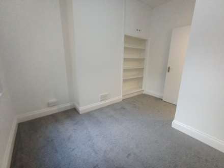 Wickham Lane, SE2 0XS, Image 5