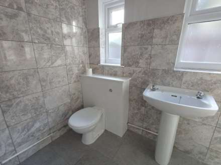 Wickham Lane, SE2 0XS, Image 9