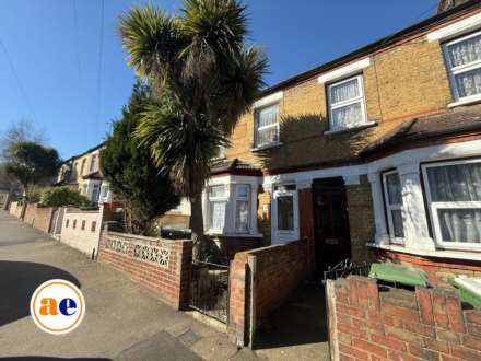 3 Bedroom House, Gertrude Road, Belvedere   ** VIDEO & 3D FLOORPLAN AVAILABLE **