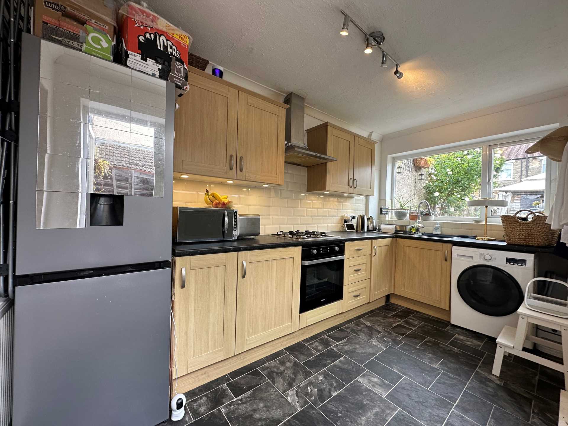 Smithies Road, SE2 0TF * Video tour & 3D Floor plans available *, Image 2