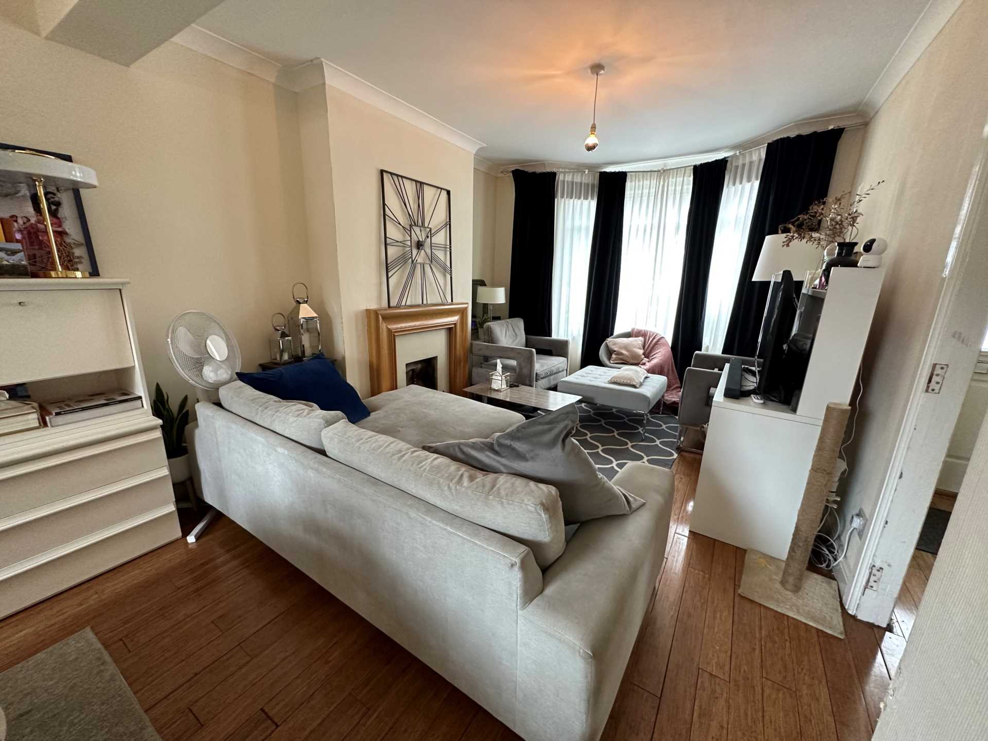Smithies Road, SE2 0TF * Video tour & 3D Floor plans available *, Image 4