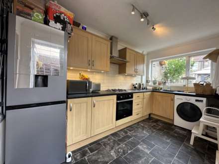 Smithies Road, SE2 0TF * Video tour & 3D Floor plans available *, Image 5