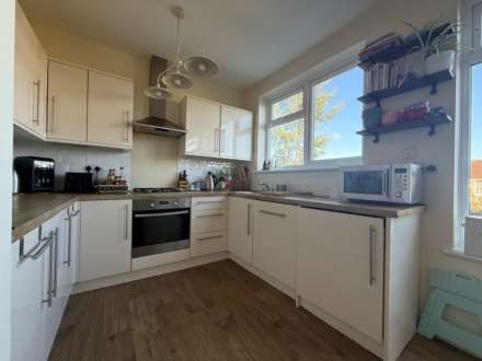 Wilrose Crescent, SE2    ** VIDEO & 3D FLOORPLAN AVAILABLE **, Image 8
