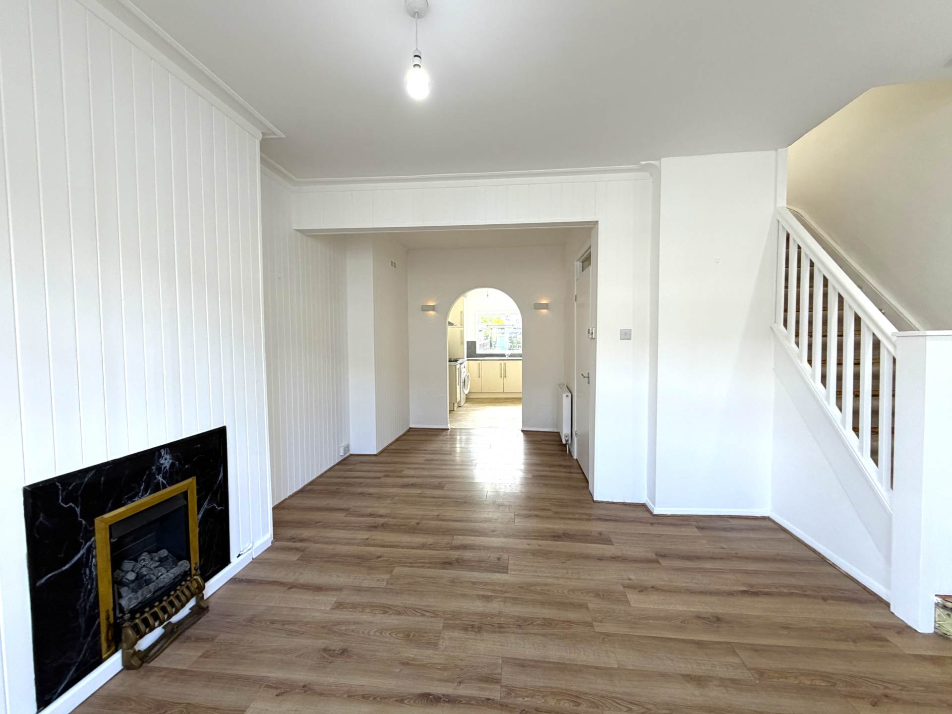 Abbey. Grove, Abbey Wood ** VIDEO & 3D FLOORPLAN AVAILABLE **, Image 6