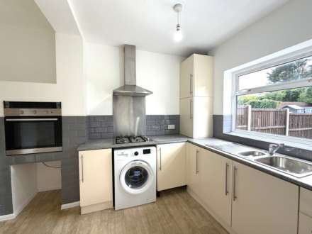 Abbey. Grove, Abbey Wood ** VIDEO & 3D FLOORPLAN AVAILABLE **, Image 4