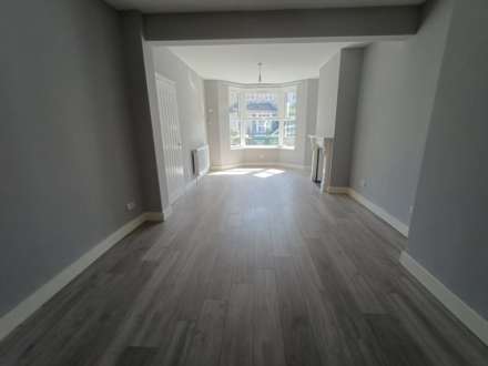 Ripley Road, Belvedere, Image 3