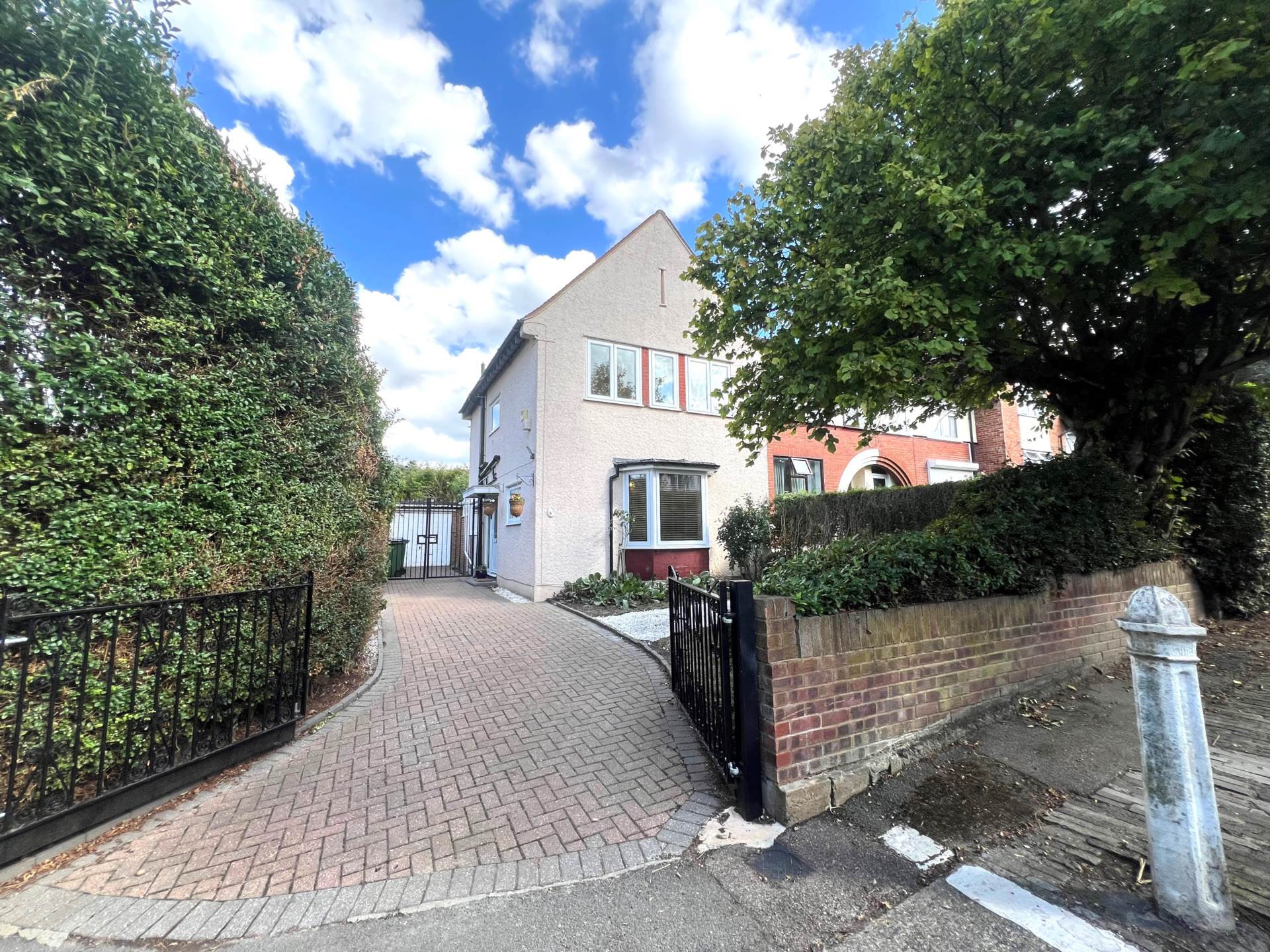 Shornells Way, Abbey Wood  ** VIDEO & 3D FLOORPLAN AVAILABLE **, Image 1