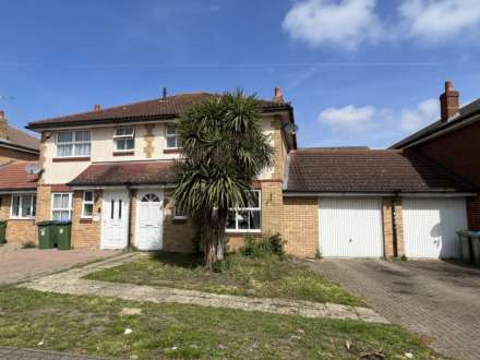 Ware Point Drive, West Thamesmead. SE28 0HG  ** VIDEO & 3D FLOORPLAN AVAILABLE **, Image 1