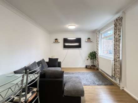 Epstein Road, Thamesmead * VIDEO & 3D FLOORPLAN AVAILABLE *, Image 11
