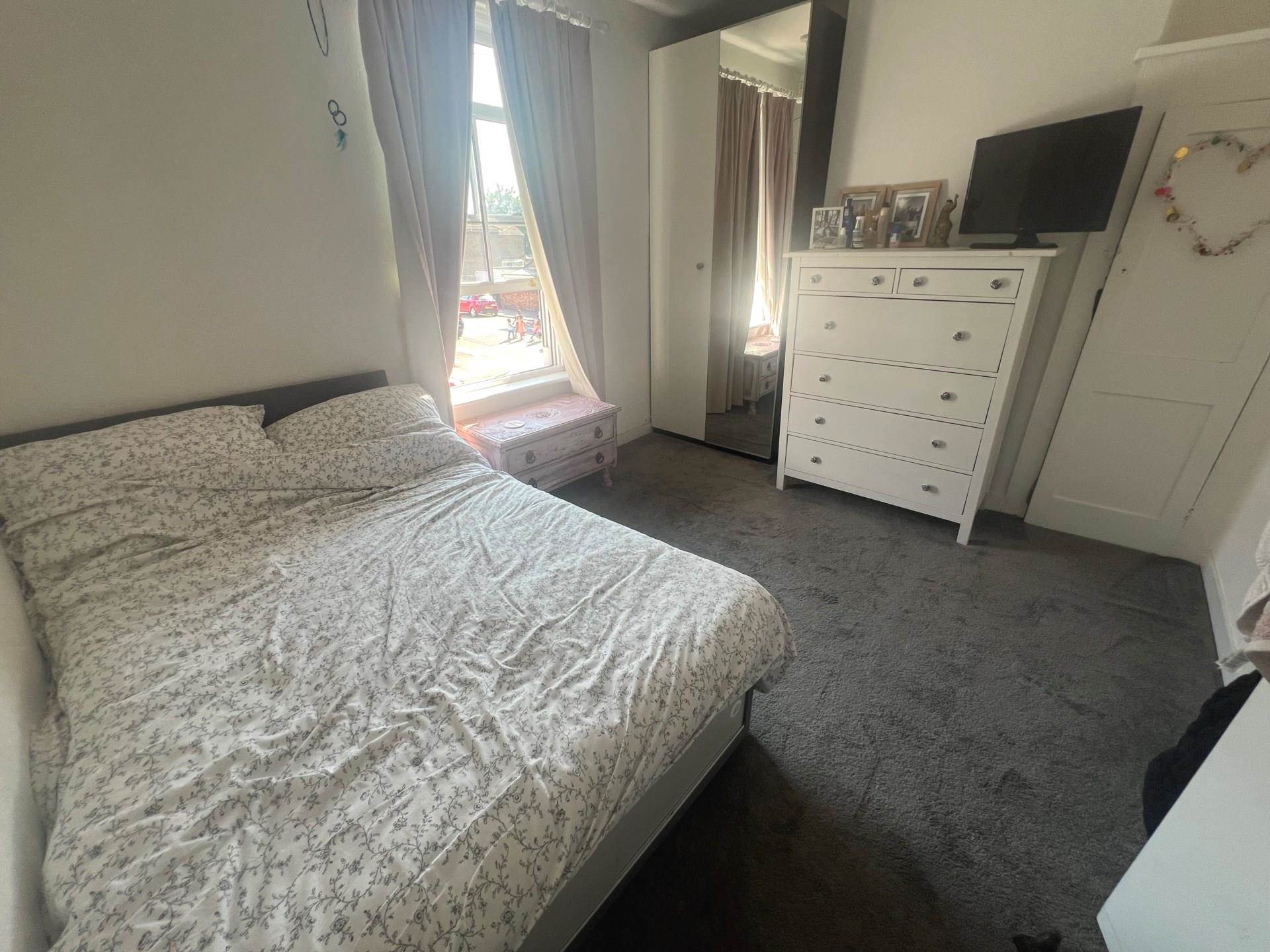 MANOR ROAD, ERITH  DA8 2AE  **  Video & 3D Floorplan Available **, Image 7