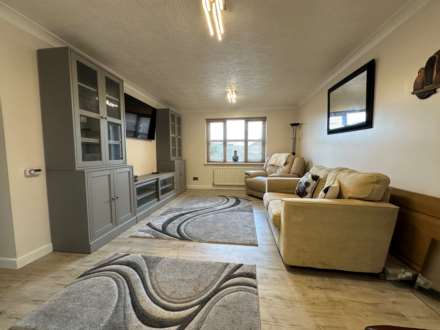 Canada Road, Erith  * VIDEO & 3D FLOORPLAN AVAILABLE *, Image 2