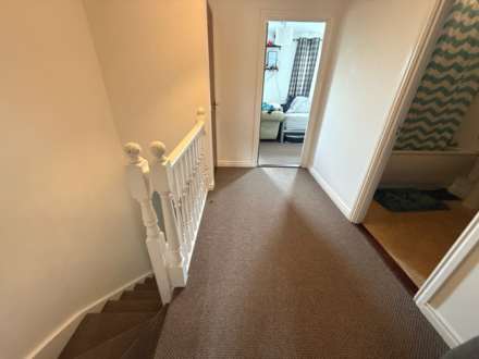 Maple Court, Erith, Image 6